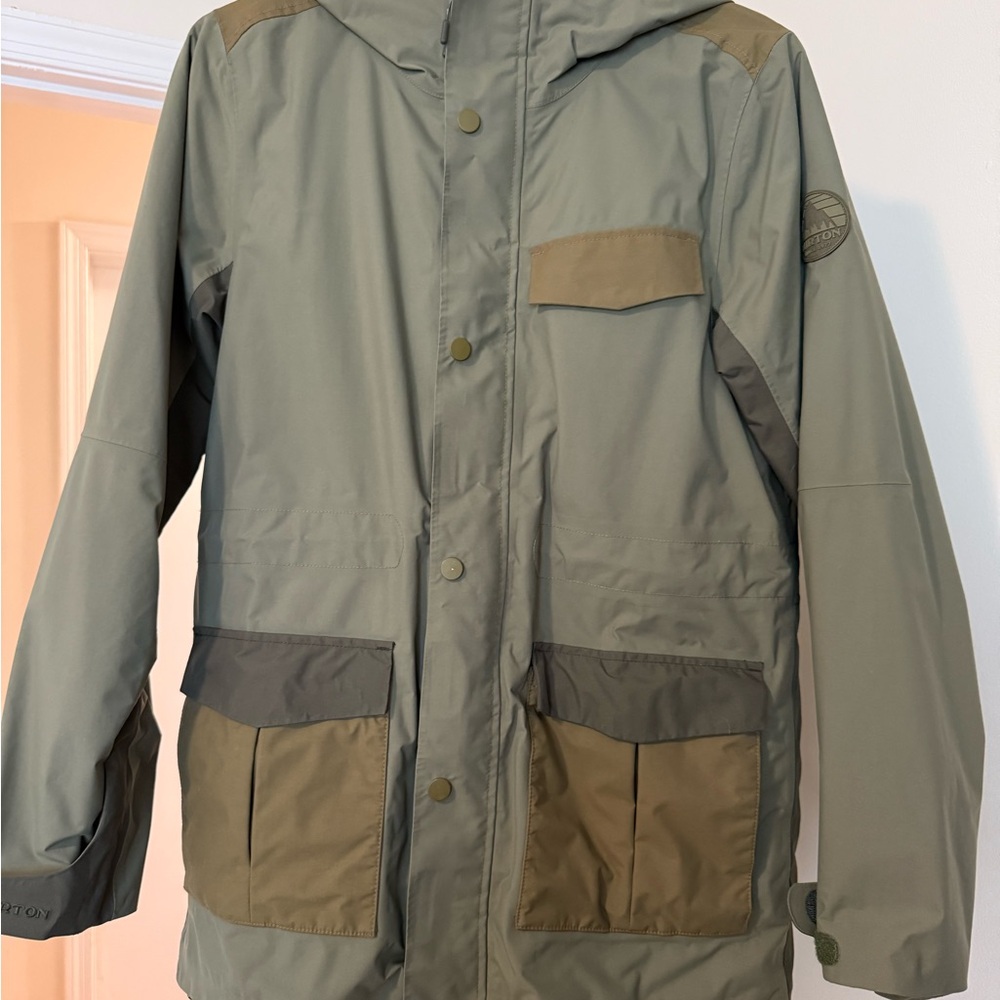 Burton Snowboard/Ski Jacket